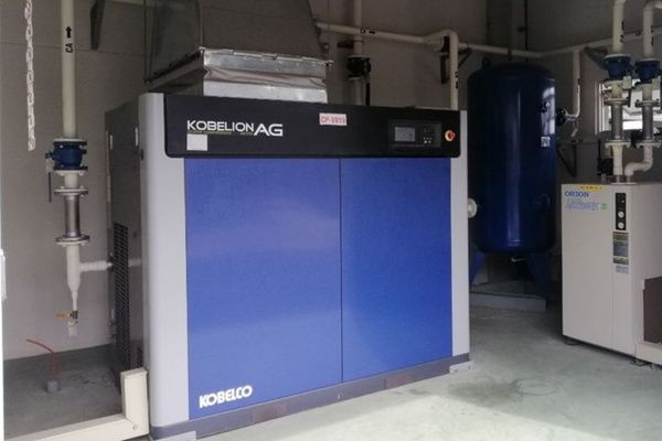 Máy nén khí Kobelco 22kW (30Hp) Nhật Bản chính hãng 7 Máy cũ Nhật bãi là giải pháp tiết kiệm chi phí cho xưởng mới thành lập